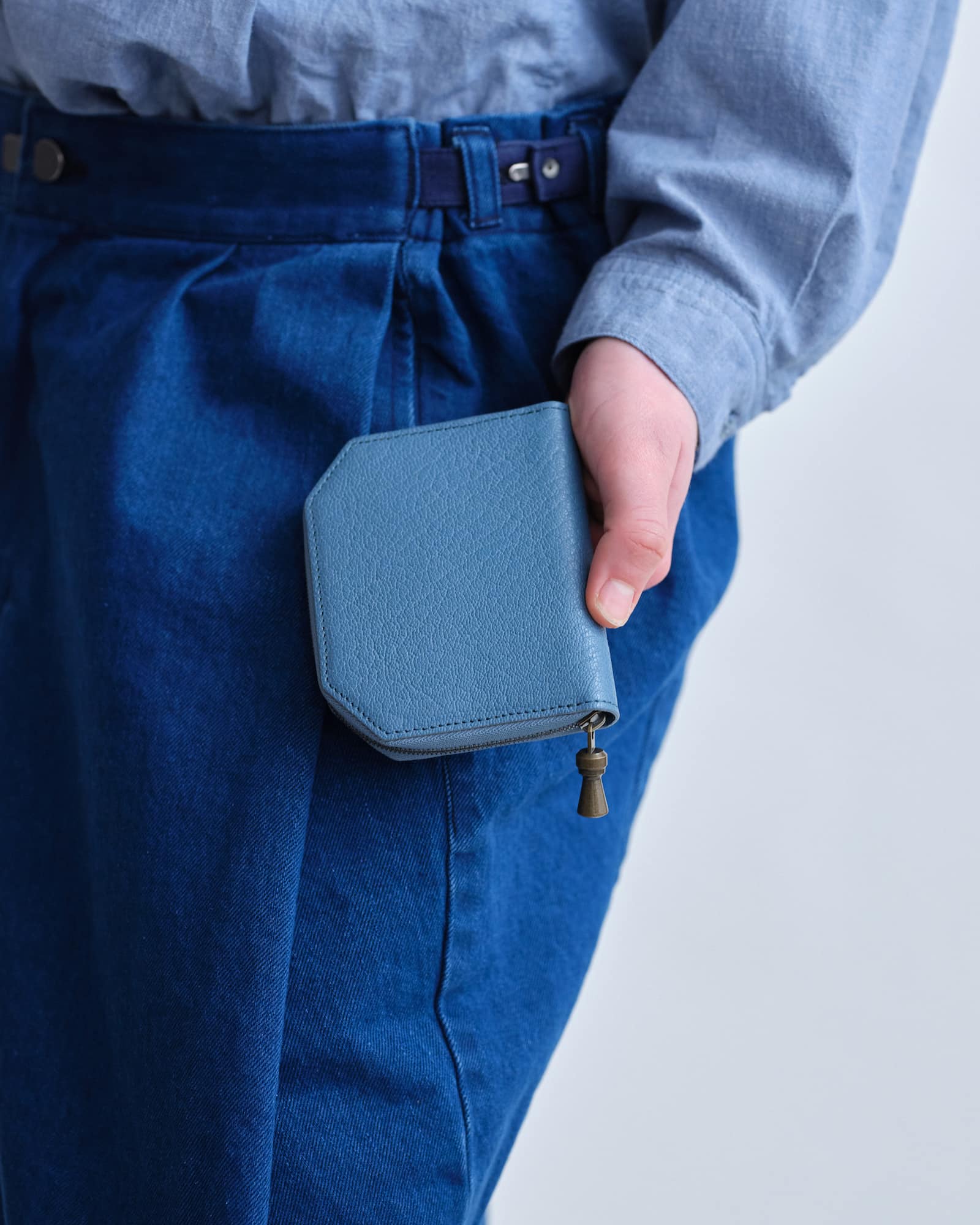 ポスタルコ ケトルジッパーウォレット シン シェードグレー ケトルジッパーウォレット シン – POSTALCO